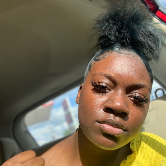 Meet your Posher, Kornazia - Picture 1 of 1